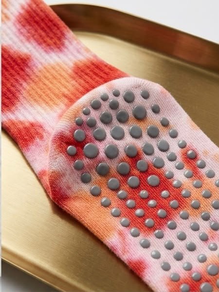 Tie-Dye Studio Grip Socks – Coral Tie-Dye - ReinStep